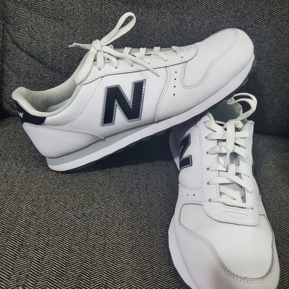 New Balance - Picture 5 of 5